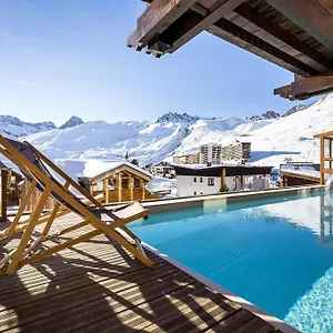 4* Hotel Les Campanules By Les Etincelles